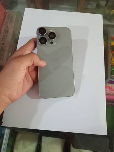 IPHONE XR  CONVERT TO 15 pro Non pta