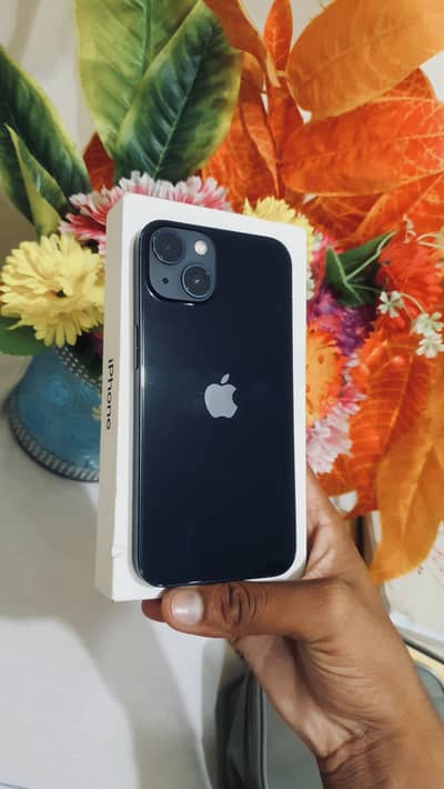 I PHONE 13 WaterPack Air Tight 100%with Box  BatteryH 88% No BoostAble