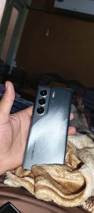 box + charger originalpta approved  8+8 256gb