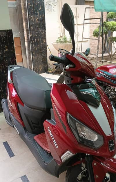 united 100 cc petrol scooty 2025 modal