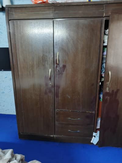 3 Door Wardrobes wood