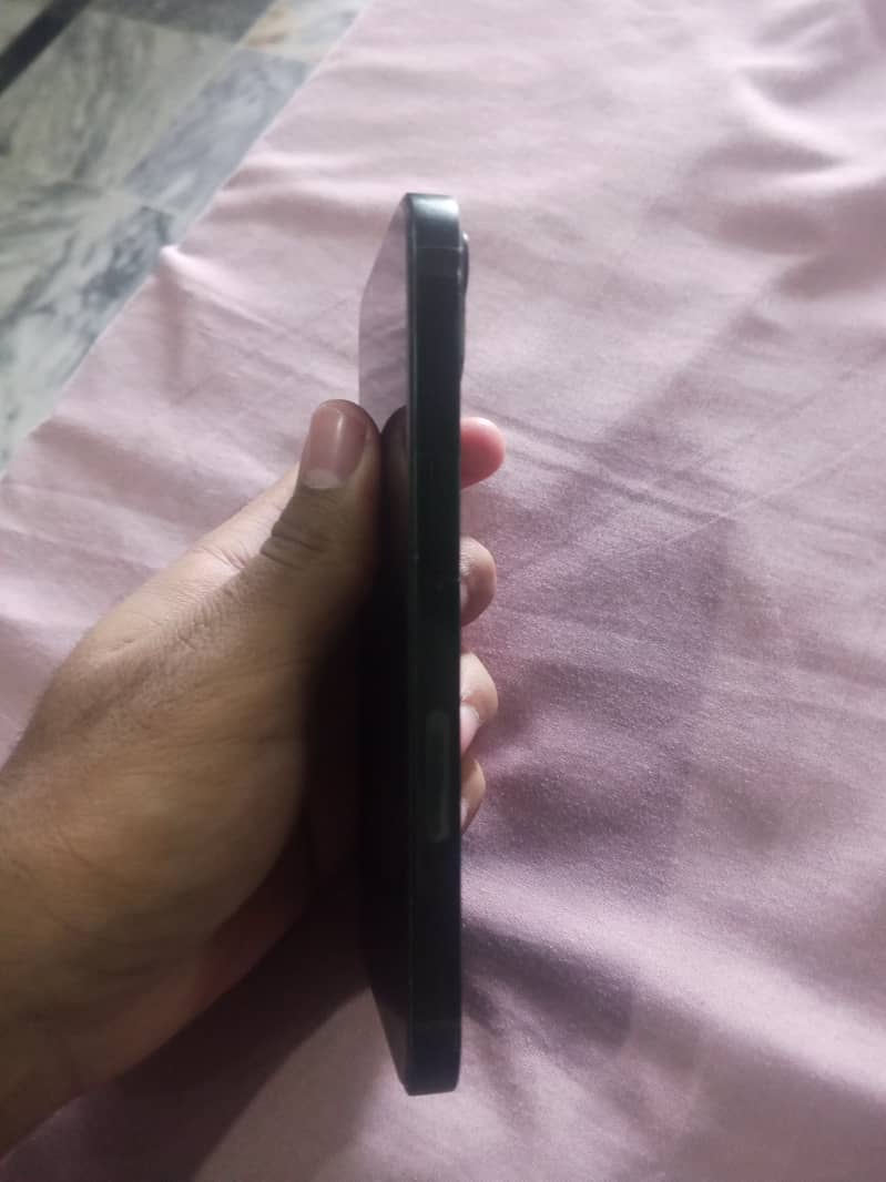 Iphone 13 3