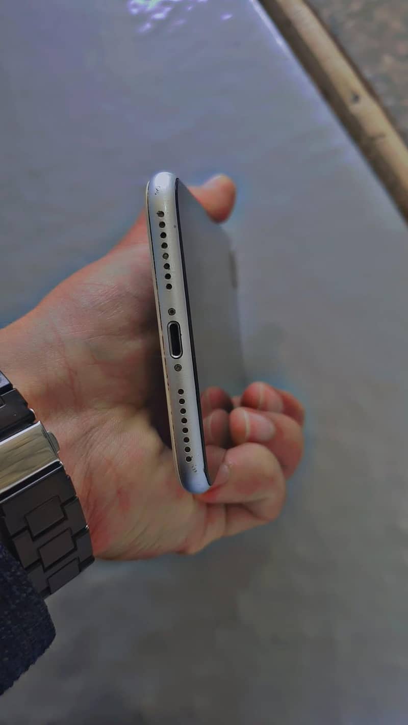 iphone 8plus sim warking 4