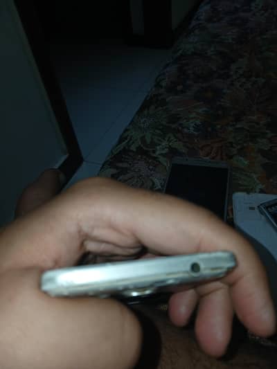 Samsung galaxy grand prime 2gm 8ram exchange offer