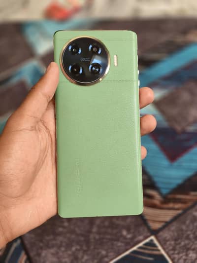 tecno spark 20 pro +