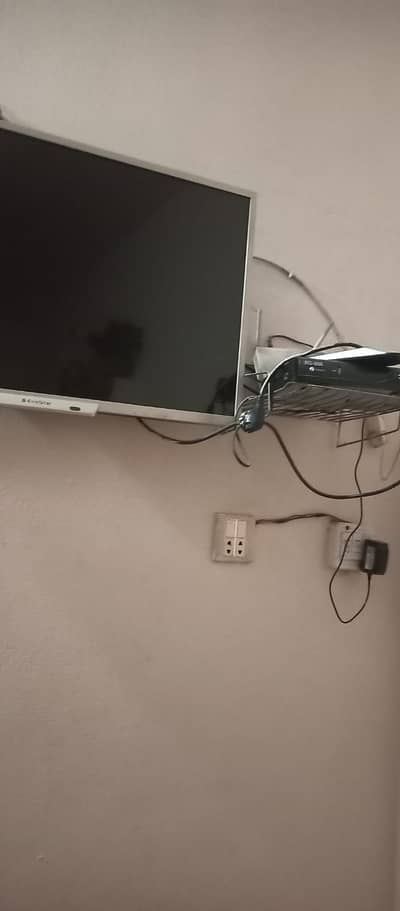 LCD FOR SALE