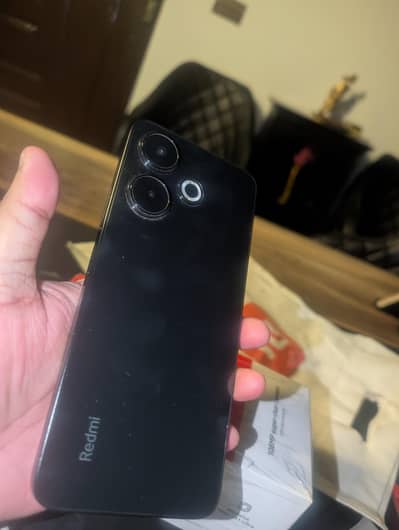 Redmi 13 8/128 under warranty