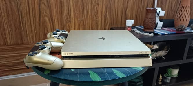 PS-4 Slim Special Gold Edition with 2 x orignal controllers