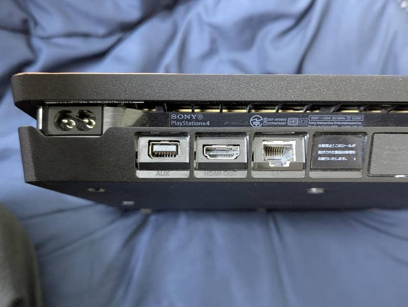 PS4 Slim JailBroken 1