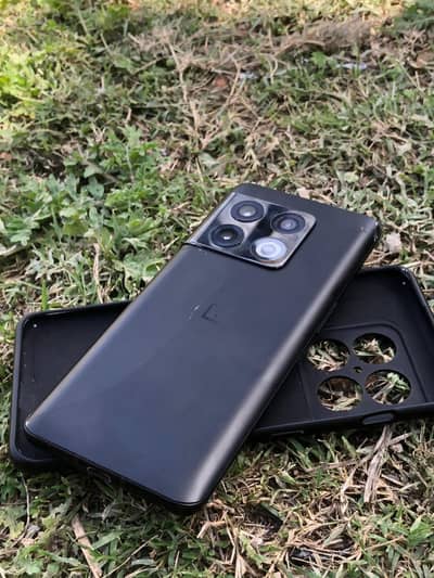 one plus 10pro 8+8 128 best for gaming and battery Life