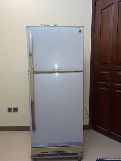 REFRIGERATOR FOR SALE