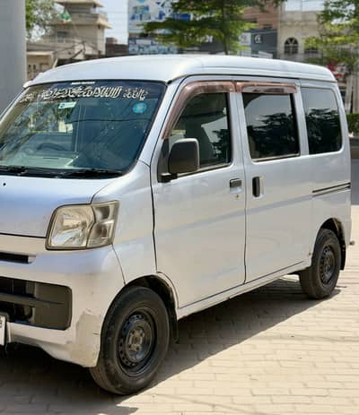 Daihatsu hijet 20013 model manual transmission