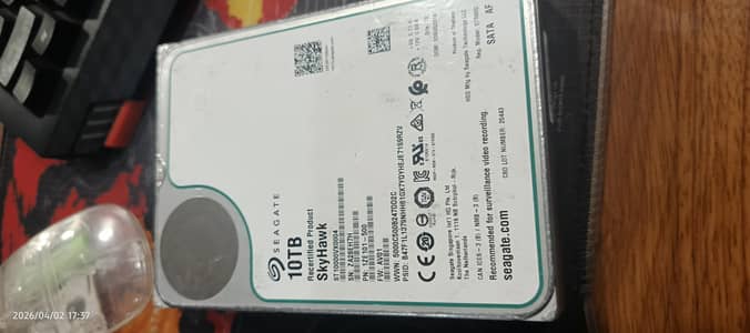 Seagate 10 TB Hard drive   like new 10/10