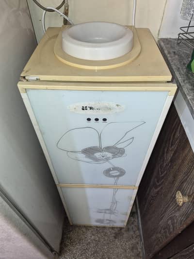 water dispenser