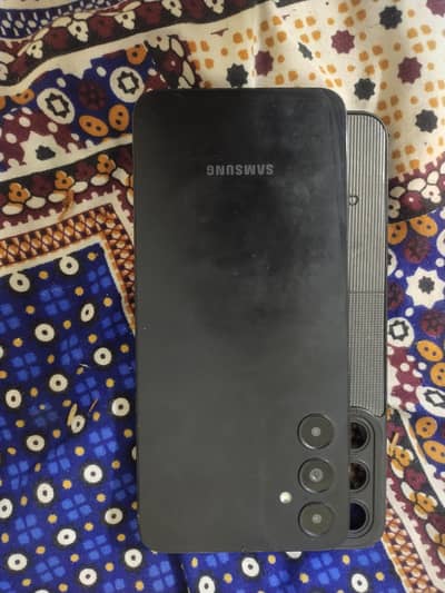 samsung A05s. . . . . . . . 6/128