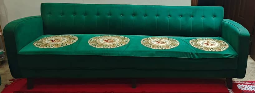 slightly used sofa there are 8 seater sofa