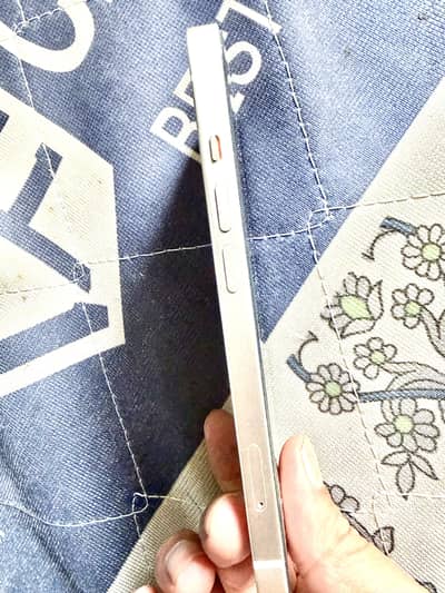 Apple iPhone 14 – 128 GB bypass| Excellent Condition