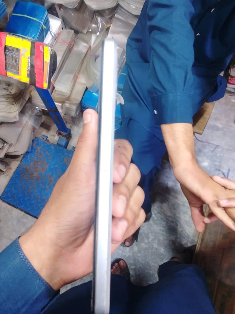 mobile phone dcode 2