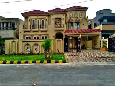 1 Kanal Brand New Luxury Spanish house All Original Picture Direct Meeting Available For Sale in Valencia Housing Society