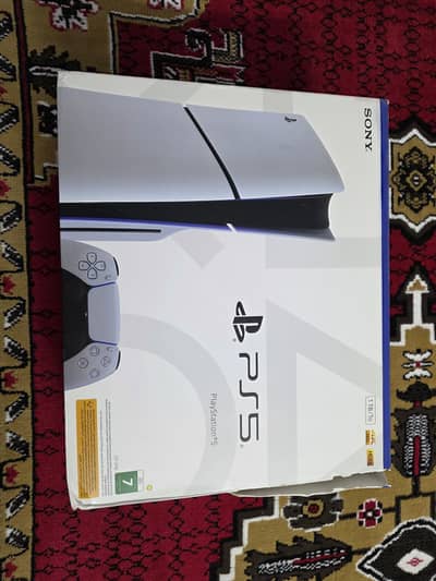PS5 WITH BOX USED