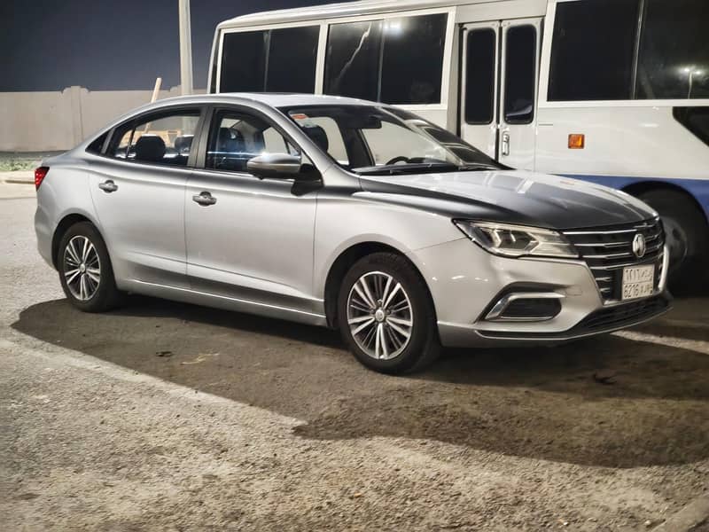 Fawn and silver Java sapparow 3