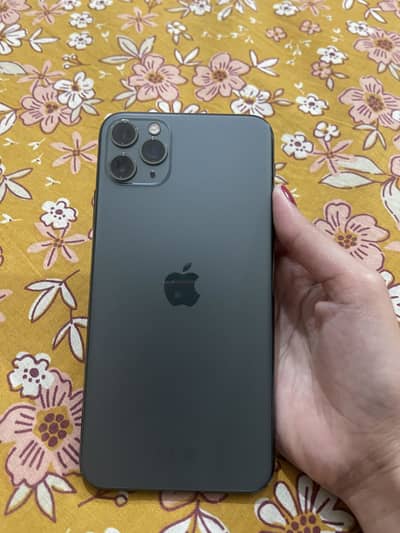 Iphone 11 pro max 8GB/64GB | imported dubai | battery 73 %