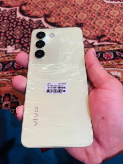 vivo y100  03318484543