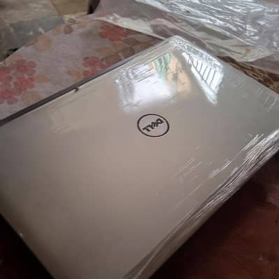 Dell | Core i7 4th Gen  | 2GB AMD GRAPHICS Card | 8GB RAM | 128GB SSD
