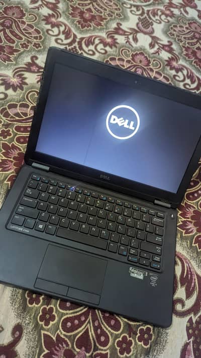 Core I 5 5th generation Dell latitude E7250