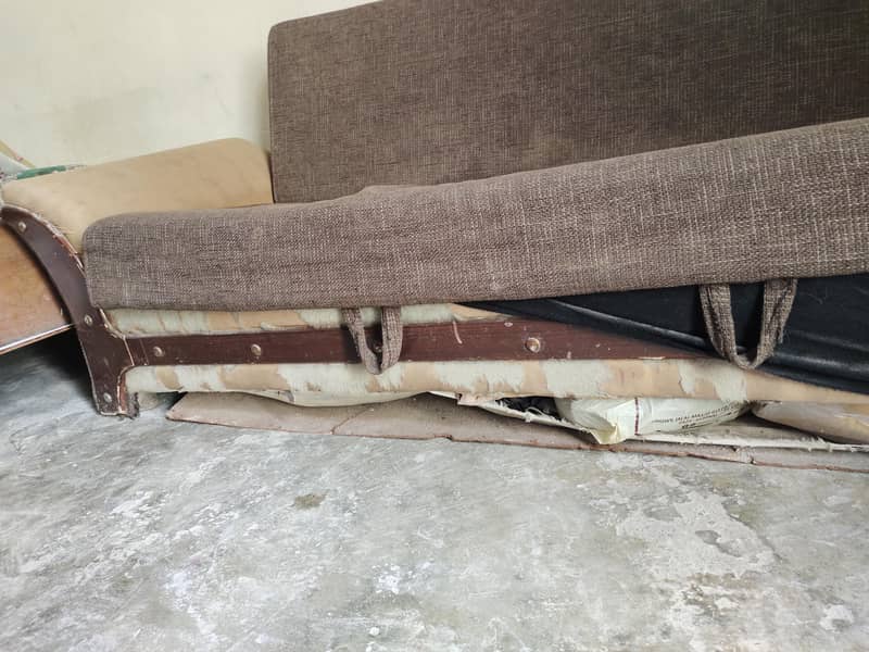 sofa kum bed 0