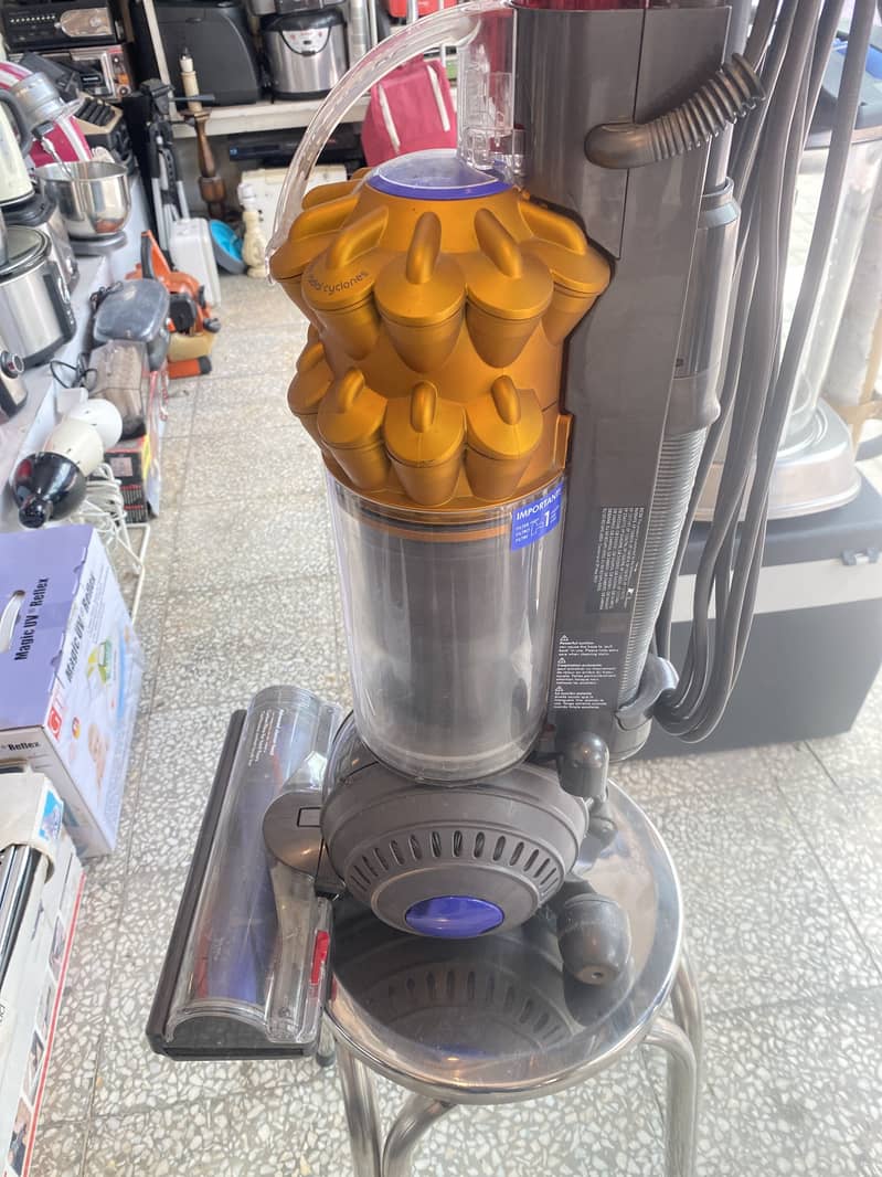 Dyson 3
