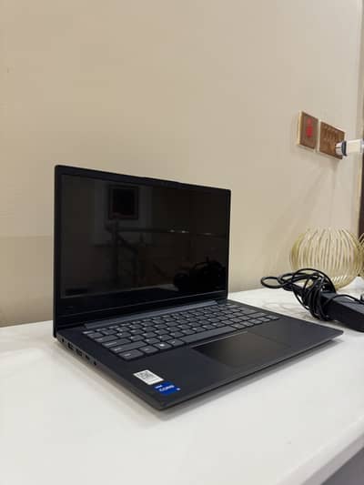 Lenovo V14 G3 IAP Laptop, Type 82TS, 12th Gen Intel Core i5