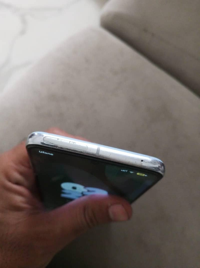 Google Pixel 8 pro 5