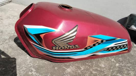 Honda CG 125 Tank in a very good condition