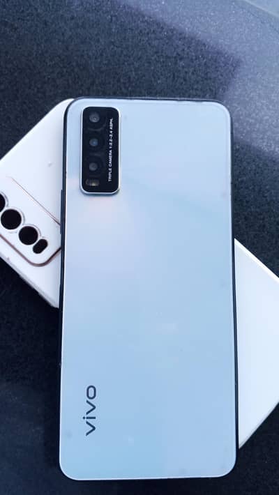 13500  4+4/64 GB 03094239306