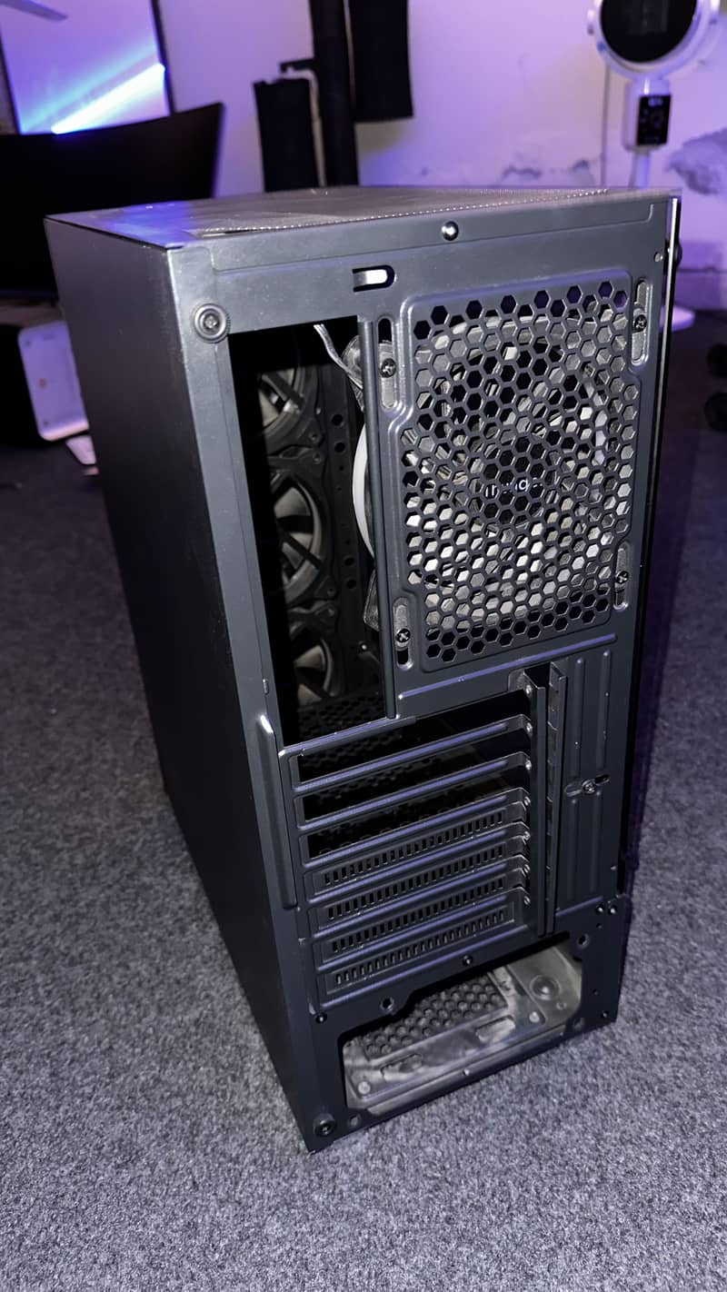 AA Tiger Cracker Case 0