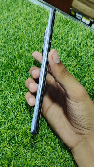 8 gb ha condition bikul new ha open nhi hua