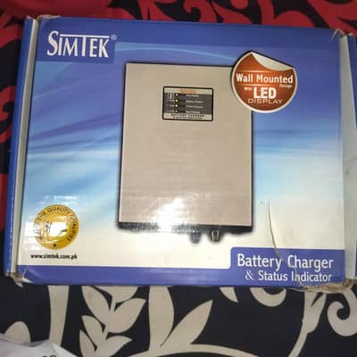 Simtek Battery Charge 24V