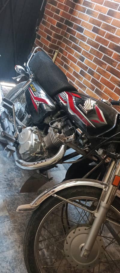 home used CG 125 Honda in best condition