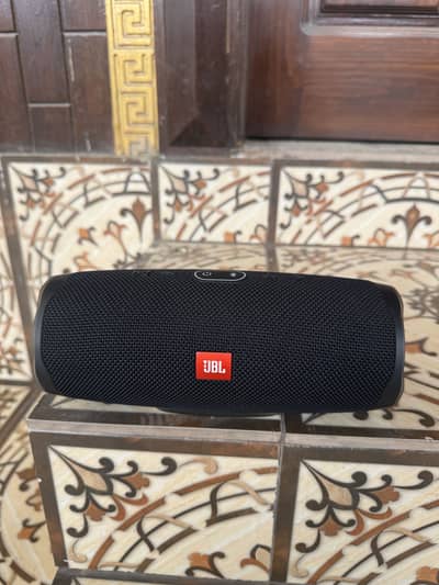 JBL CHARGE 4 Condition 10/10
