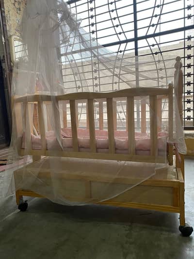 slightly used baby swing