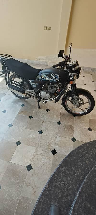 GS 150 SE Bike | Year 2022 KM 16500 Use Bike | Urgent Sale First Owner