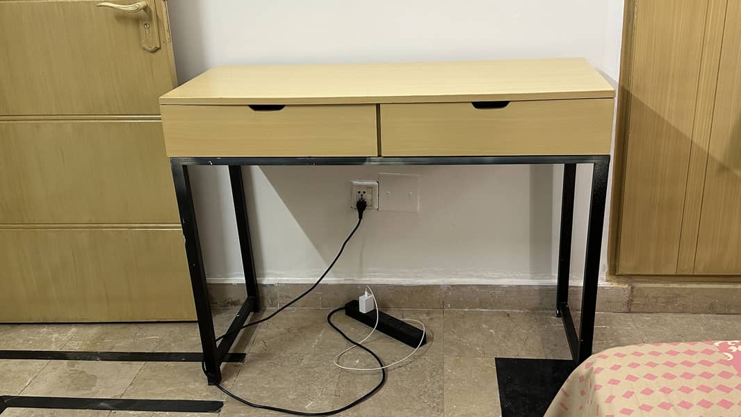 Study table with chair 2