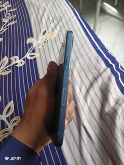 iphone 13 my whatsapp number 03102449098