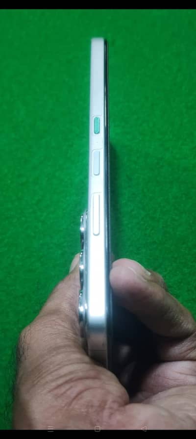 hot 60i 6/128 completel box