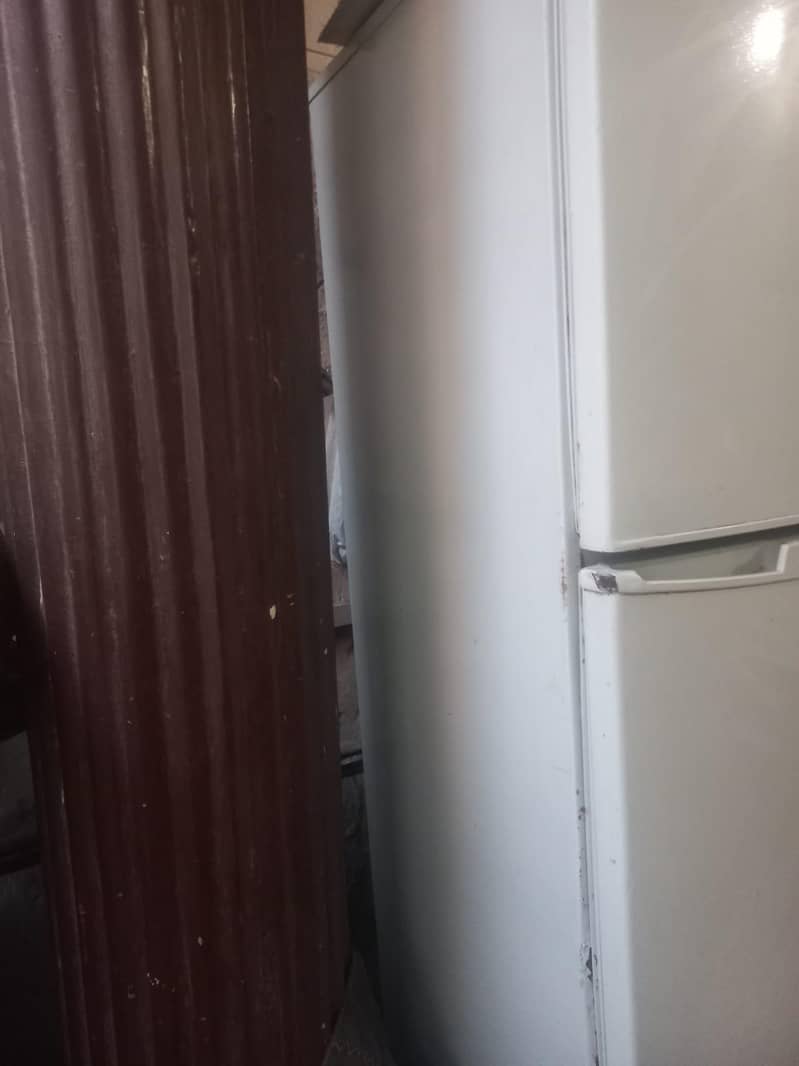 refrigerator 2