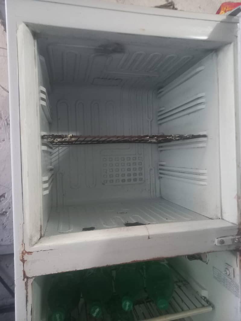 refrigerator 6