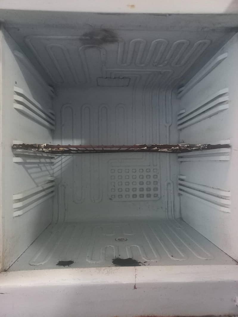 refrigerator 7