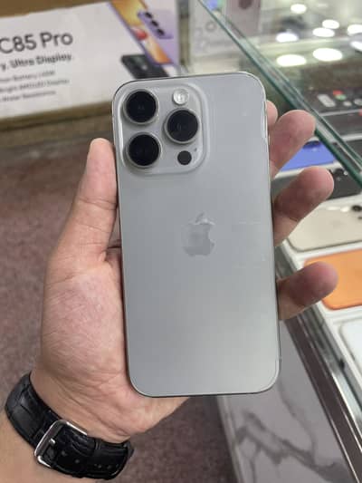 iPhone 15 pro 128GB - jv - 87% Health - 10/10 Condition