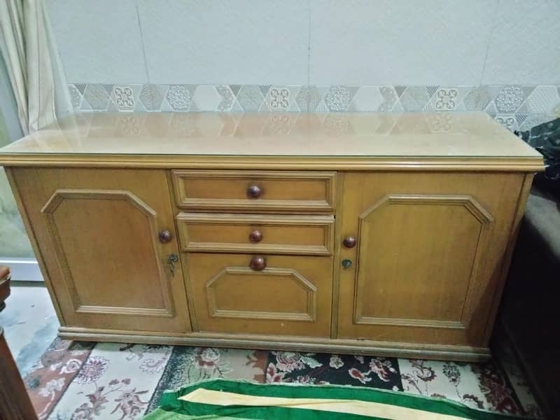 sideboard 0